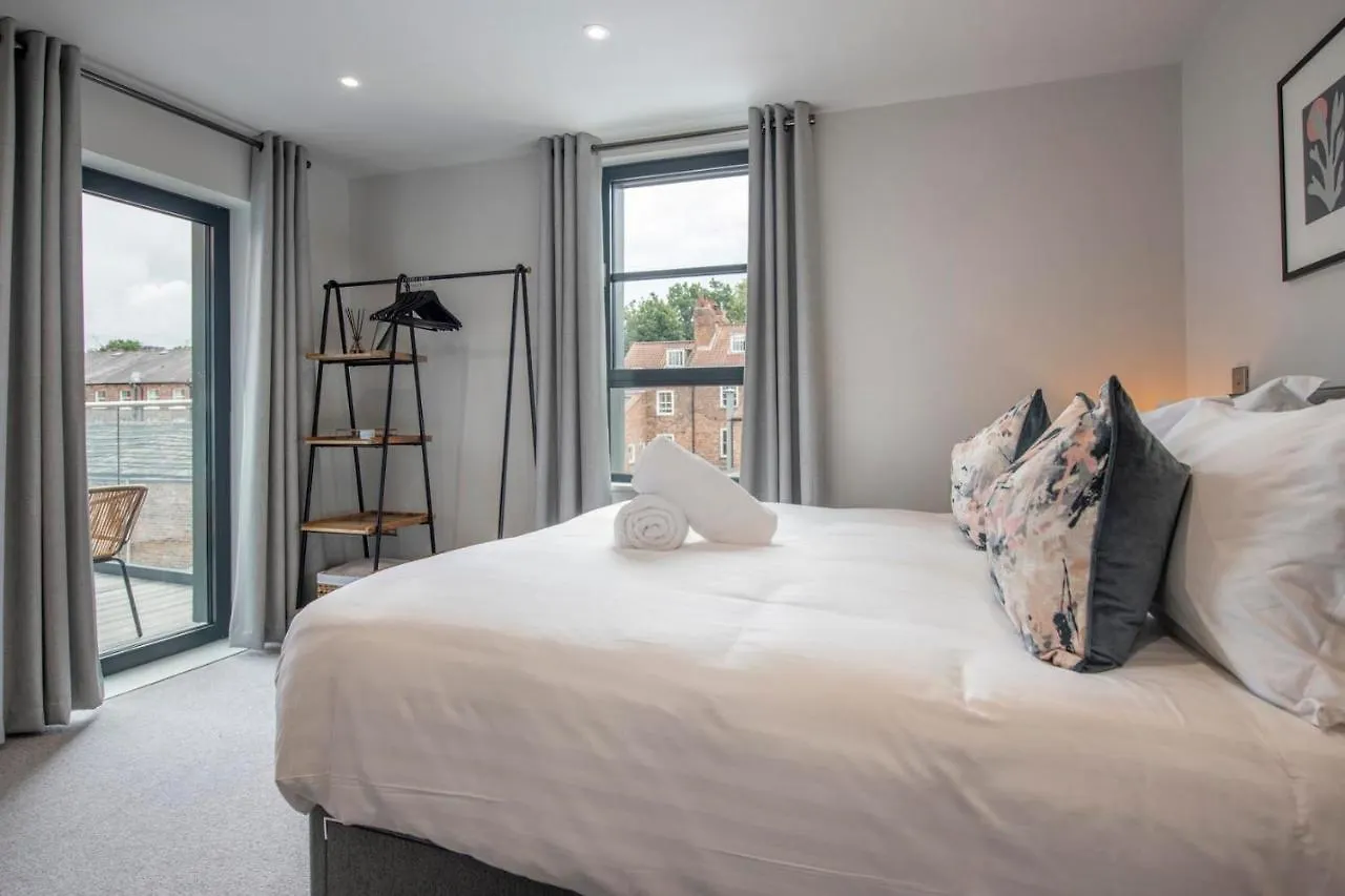 The Quadrant - The Garret Apartman York